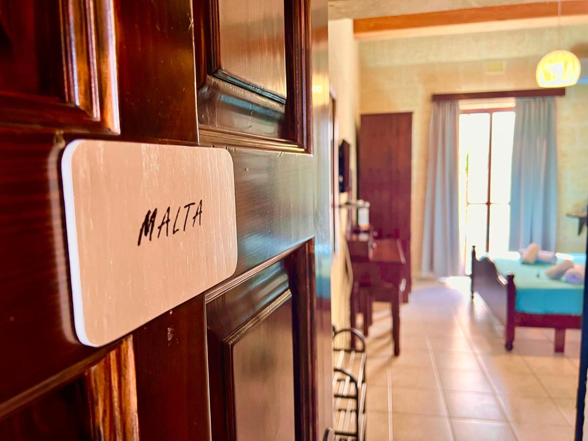 ガルブ グロットーズ パラダイス B＆B Bed & Breakfast 部屋 写真